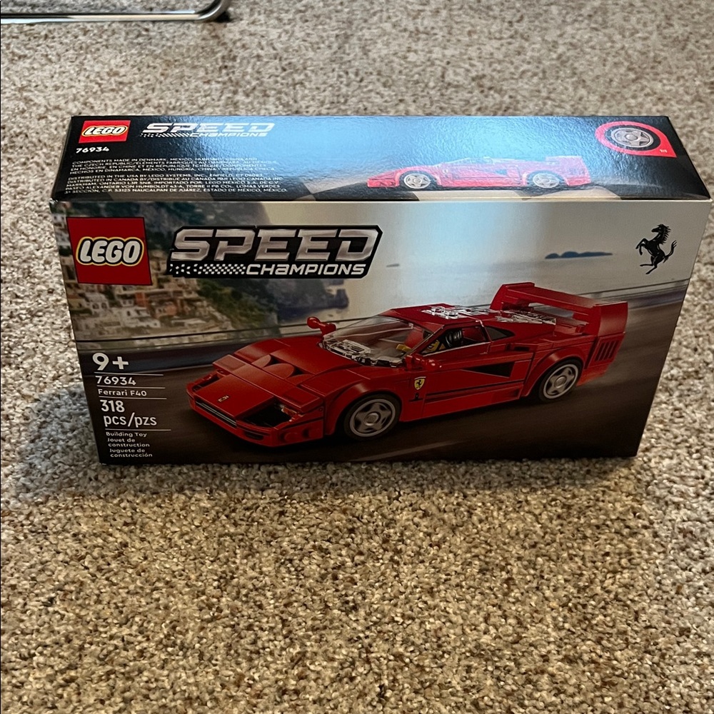 LEGO Speed Champions Ferrari F40 Set in Red